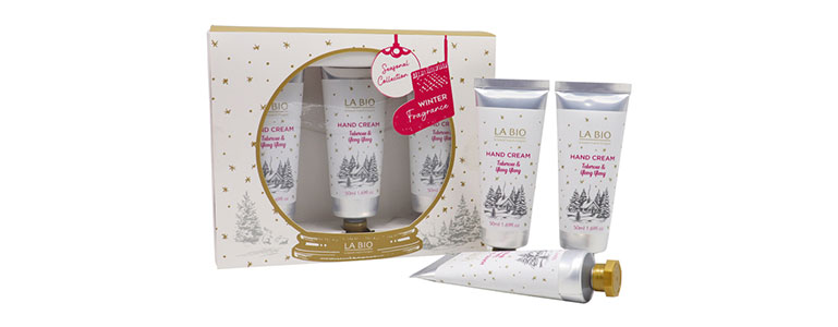 Moisturing Smoothing Scented Hand Cream in A Paper Box